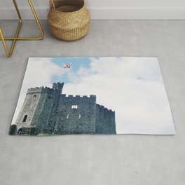 Great Britain Photography - Cardiff Castle With The Flag Of Great Britain Area & Throw Rug