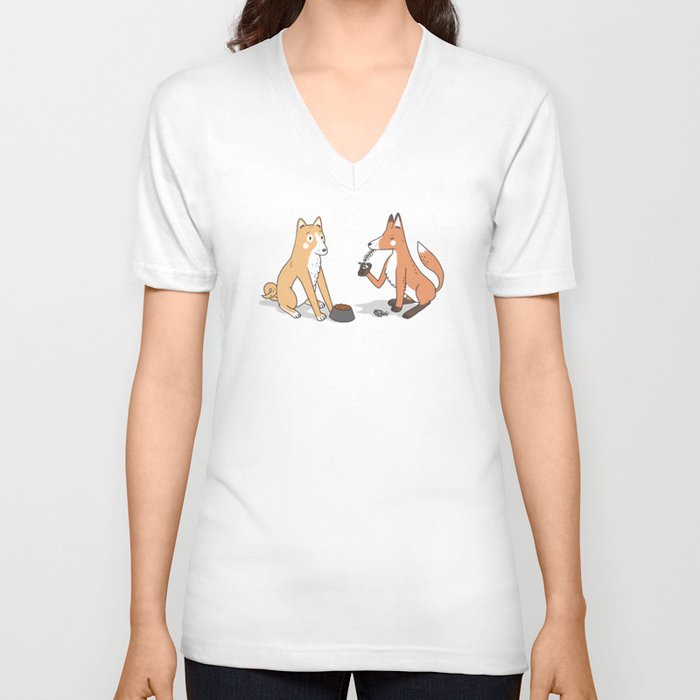 Shiba and fox V Neck T Shirt