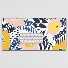 Outdoor: florals matching to design for a happy life Desk Mat