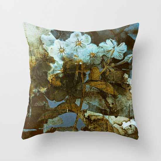 Fower in winter Throw Pillow