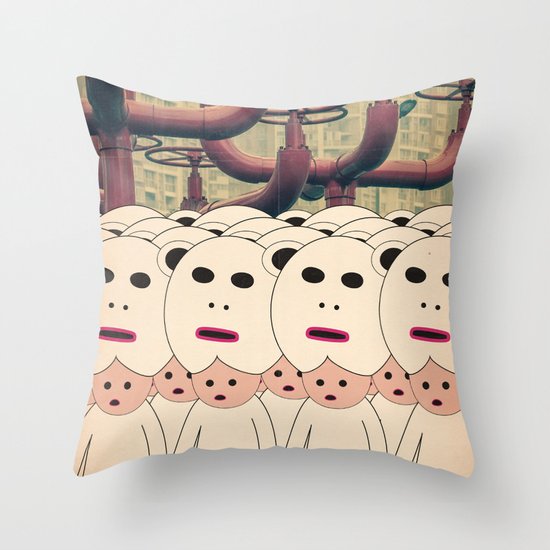 t r e t i p i d i t e s t e Throw Pillow