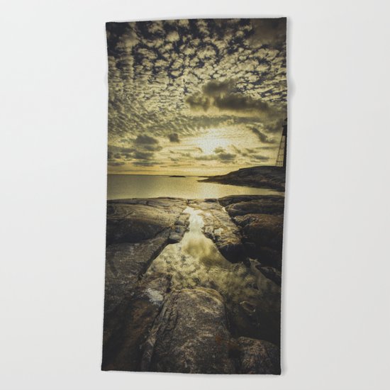 Good night sweet sun Beach Towel