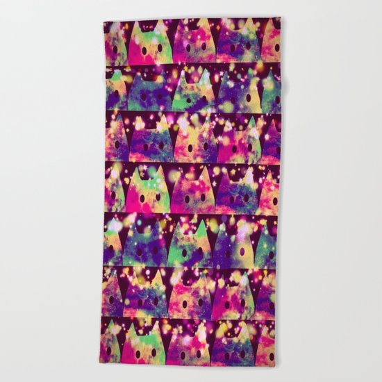 gorgeous cats-4 Beach Towel
