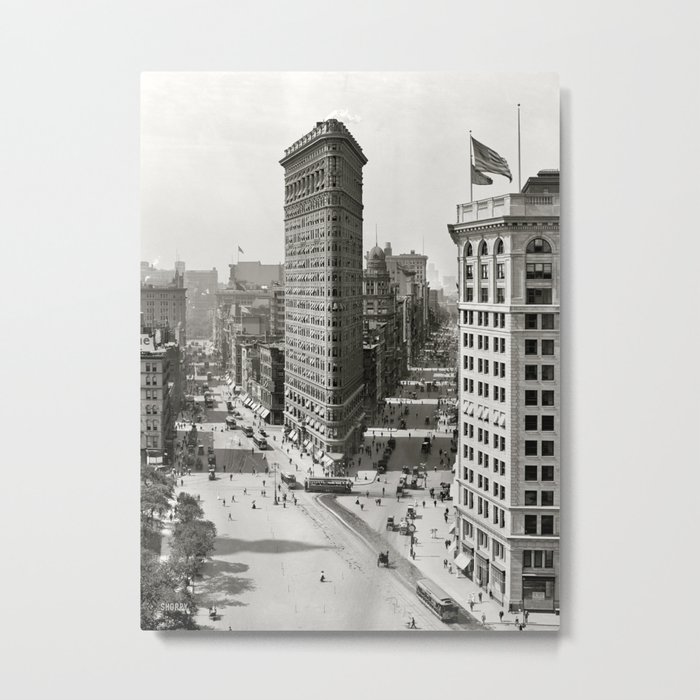 Vintage Photograph of The NYC Flat Iron Building 3 Metal Print