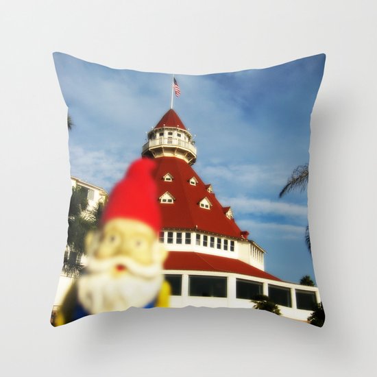 Gnorman visits the Hotel Del Coronado Throw Pillow