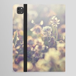 Retro flowers background iPad Folio Case