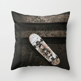 Grungy Skateboard (Color) Throw Pillow