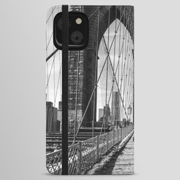 Brooklyn Bridge | New York City | Black and White Travel Photography in NYC iPhone Wallet Case