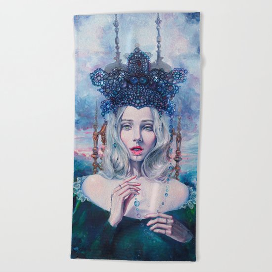 Self-Crowned Beach Towel