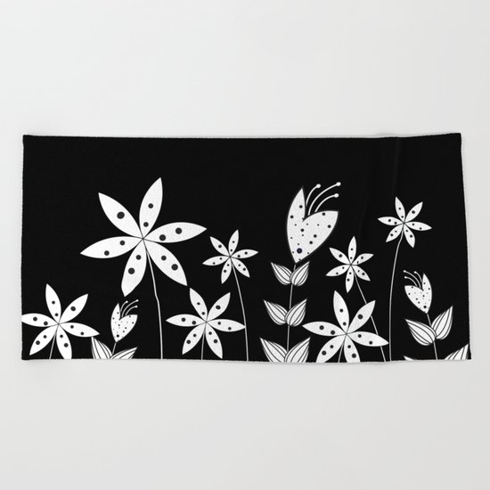 Flower garden Beach Towel