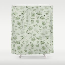 Green Autumn Botanical Pattern Shower Curtain