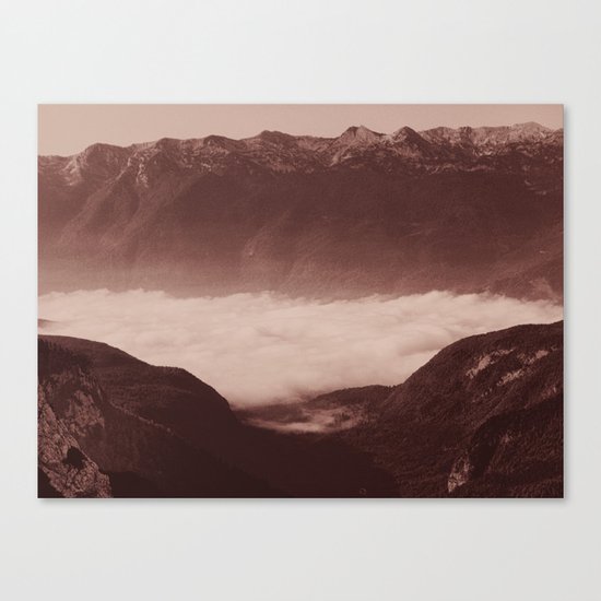 Morning in the mountains Canvas Print