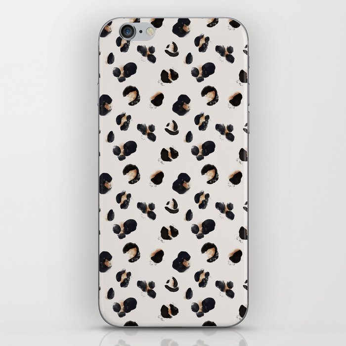 Cheetah Animal Print Pattern iPhone Skin