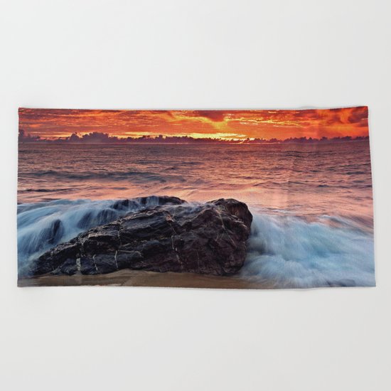 Sea water sunrise red Beach Towel