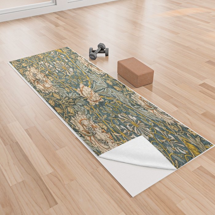 William Morris - floral ,honeysucklea Yoga Towel