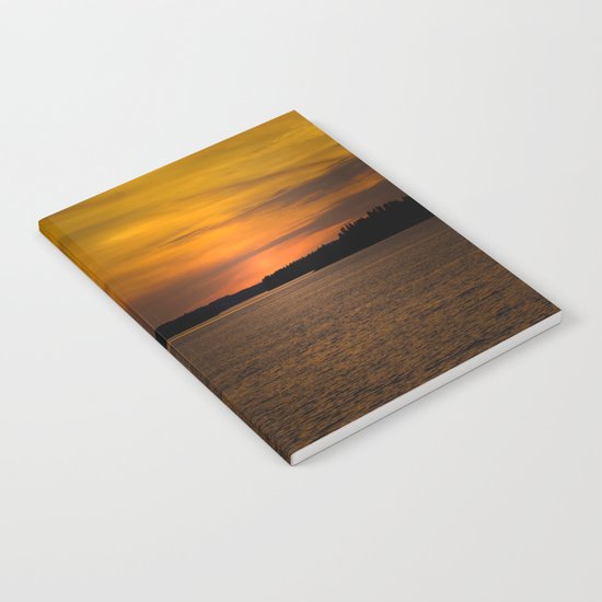 The sun goes down and night falls Notebook