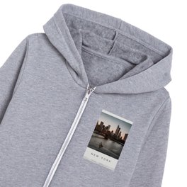 Brooklyn Bridge and Manhattan skyline in New York City Kids Zip Hoodie