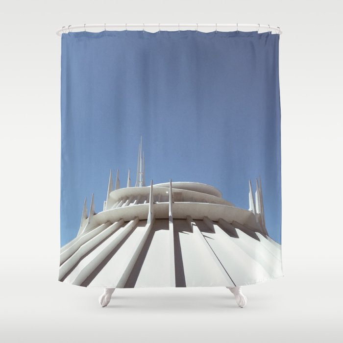 The Tip of Space Shower Curtain