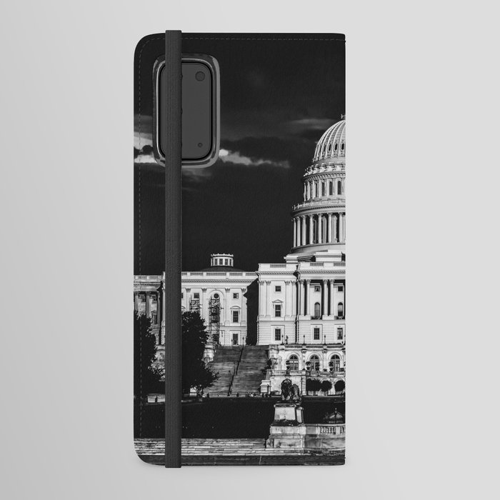 The United States Capitol building in Washington DC black and white Android Wallet Case