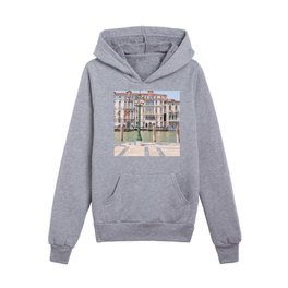 Walk around Venice / Italian city view in summer Kids Pullover Hoodies