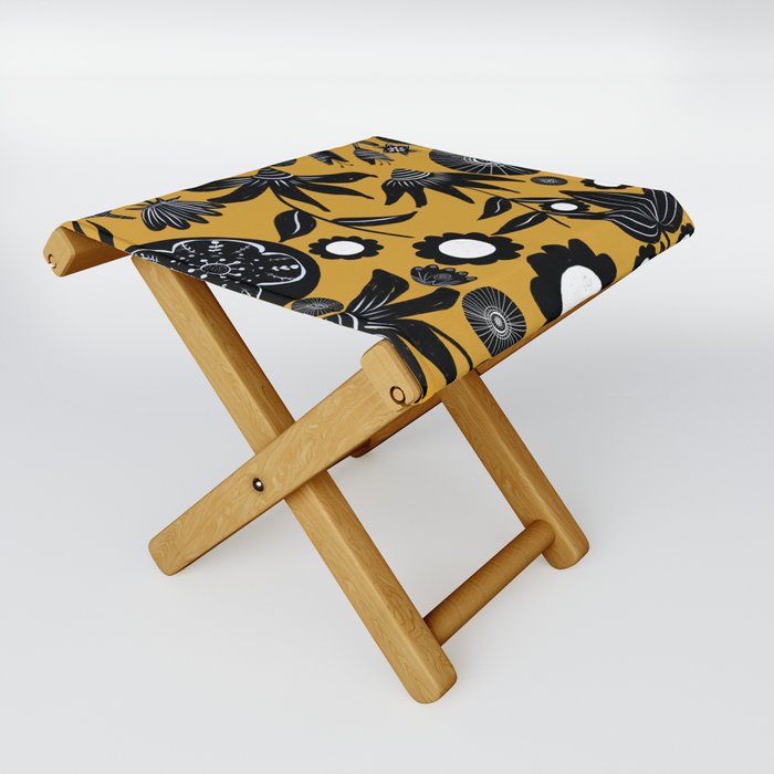 Adventure in the field of flowers - Yellow Folding Stool