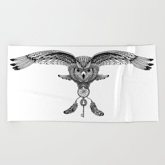 The owl is dreaming Beach Towel