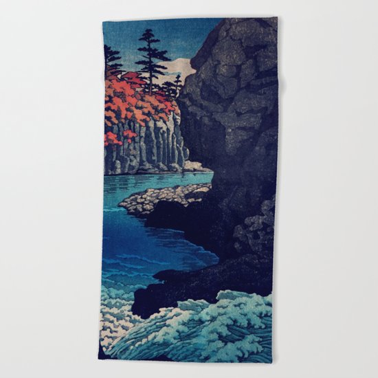 Hunker Down at Risna Beach Towel