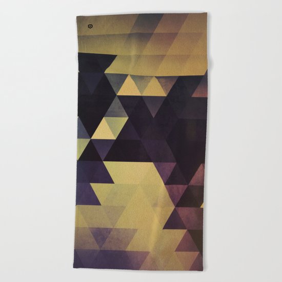 blykk xtyyl Beach Towel