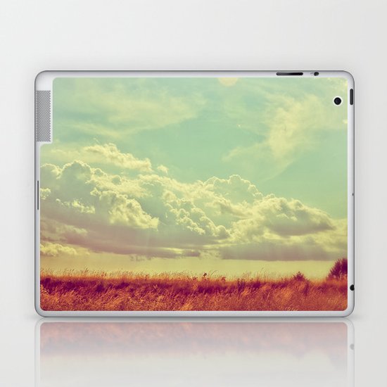 Shooting the Breeze 2.0 Laptop & iPad Skin