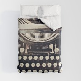 aging gracefully Duvet Cover