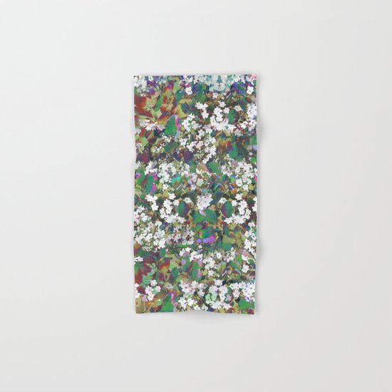 Hawthorn Digital Distortion Hand & Bath Towel