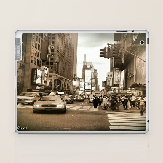 retro Laptop & iPad Skin