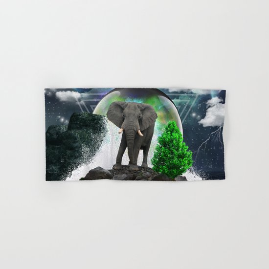 Dreamer iv Hand & Bath Towel