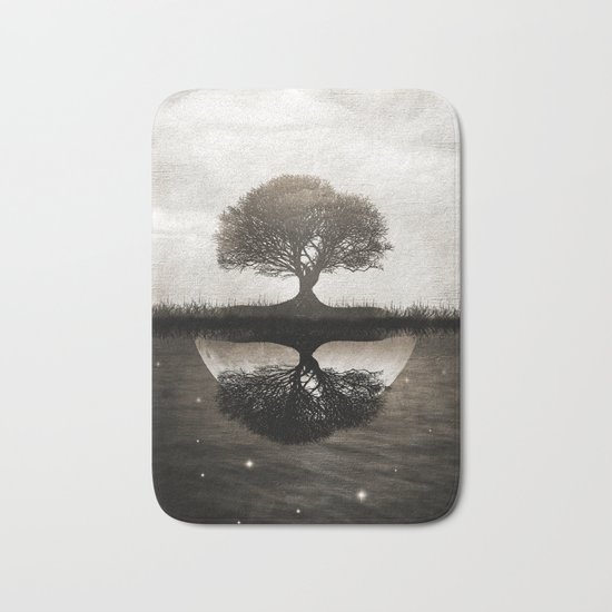 The lone Night reflex Bath Mat