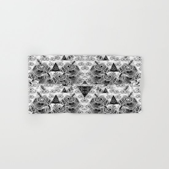Triangulum Nigrum ad Mortem Hand & Bath Towel