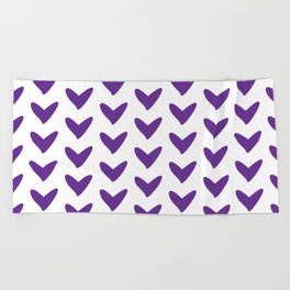 Purple hearts pattern Beach Towel