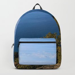 Trekking by the shore Backpack