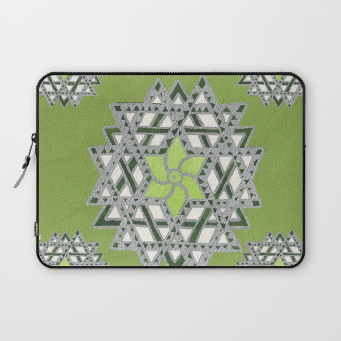 Ishwarya kolam - geometric mandala Laptop Sleeve