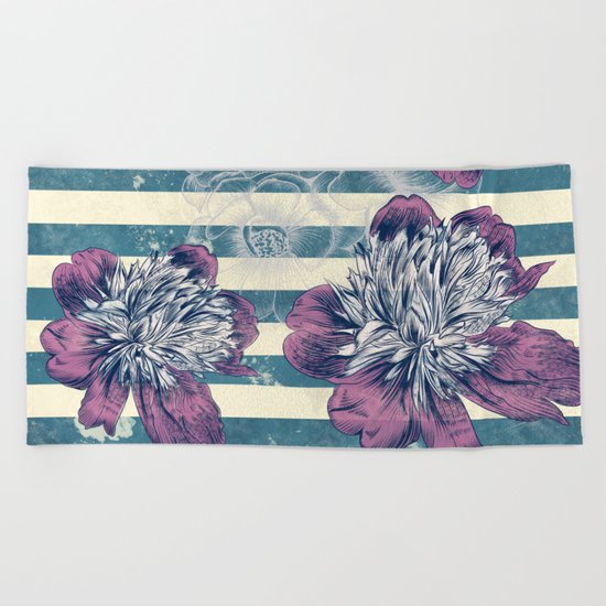 Water Flowers Beach Towel