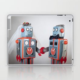 Two robots getting married Laptop & iPad Skin