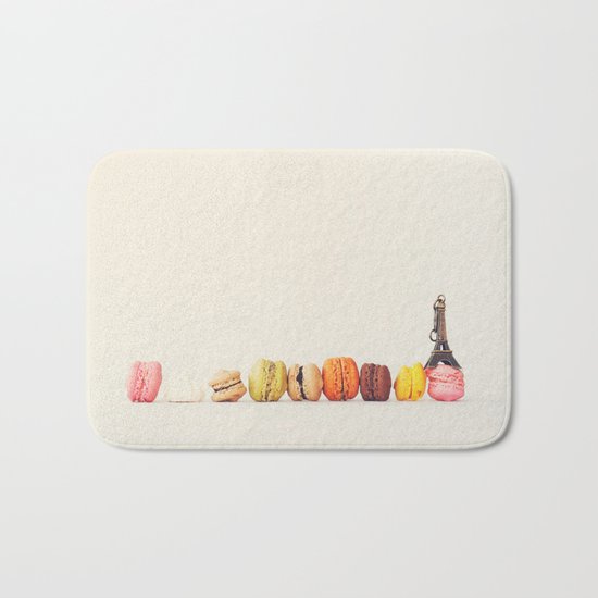 Paris, macaron and the eiffel - Vintage version Bath Mat