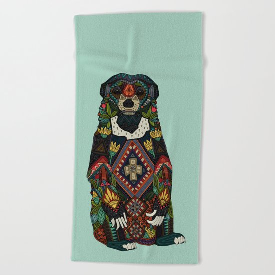 sun bear mint Beach Towel
