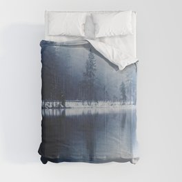 Foggy Winter Lake Comforter