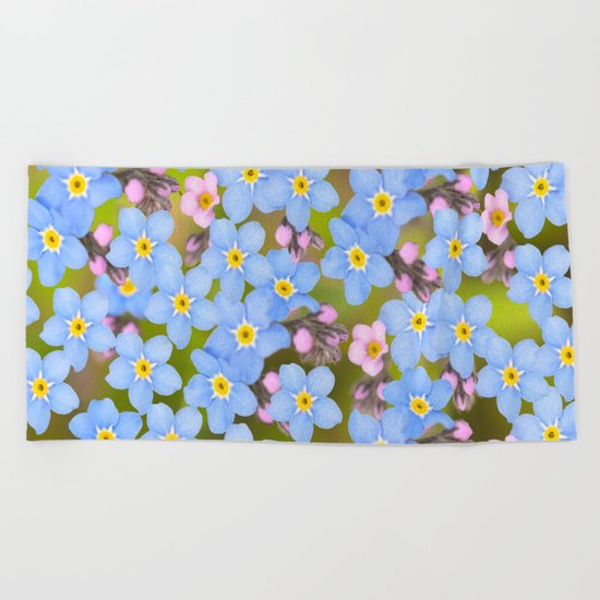 Forget-me-not flowers and buds - summer meadow Beach Towel