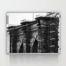 Brooklyn Bridge in New York City black and white Laptop Skin