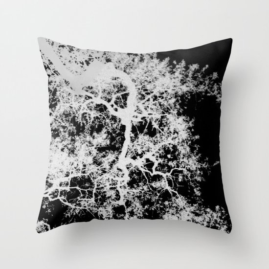winter dream Throw Pillow