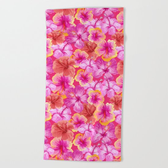 Tropical hibiscus flowers flower floral pattern on pink Beach Towel