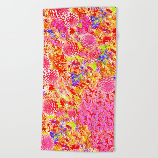 Daisies for Mum Beach Towel