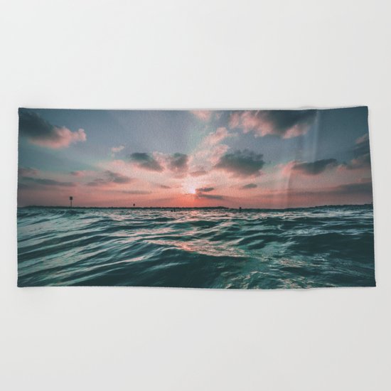 Deep Green Float Beach Towel