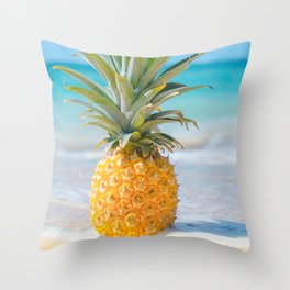 Aloha Pineapple Beach Kanahā Maui Hawaii Throw Pillow